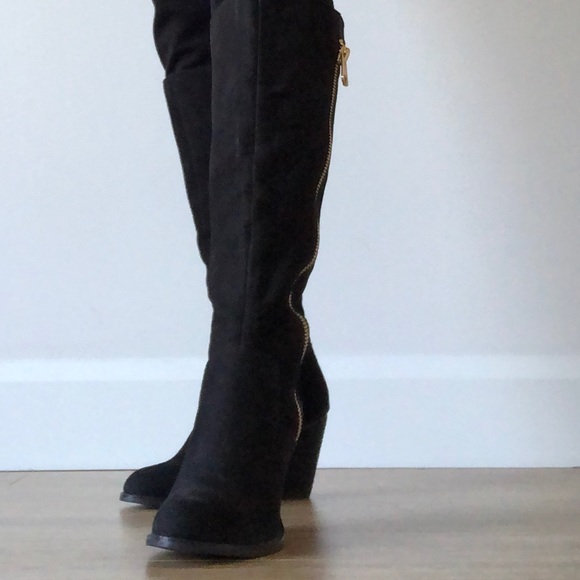 Black Knee High Boots with Gold Details from Aldo - Picture 3 of 10